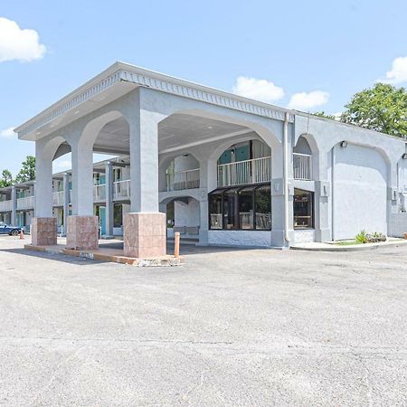 Hotel Valdosta Ga I-75 & Us-221 N Hwy מראה חיצוני תמונה